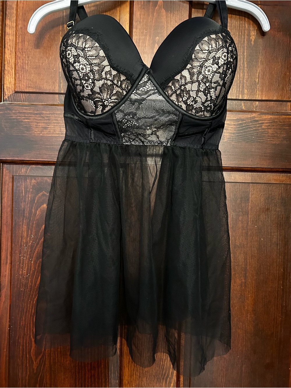 Victoria’s Secret Black Sheer Lace Nightie Nightgown Size 38D Adjustable Straps